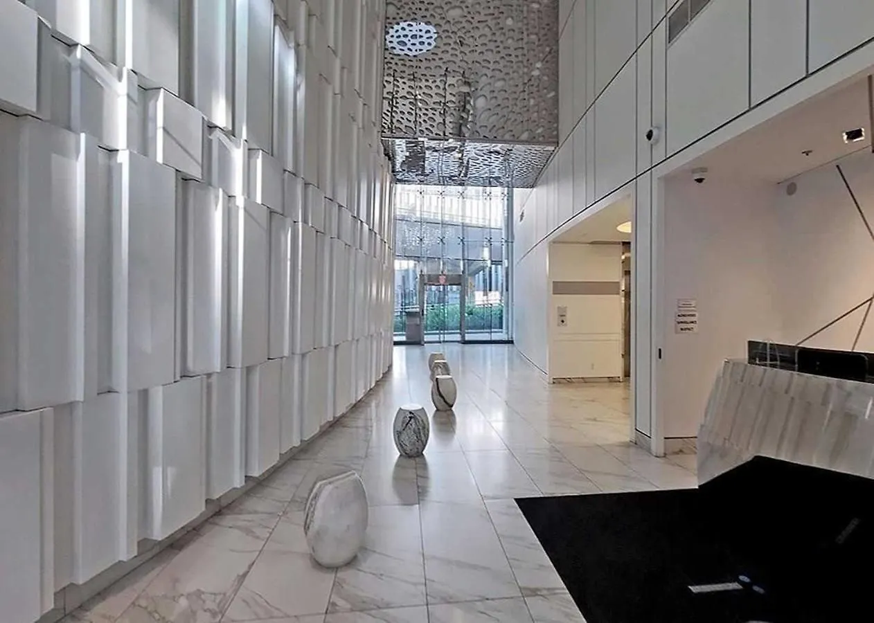 Superior 49Th Floor 3 Bedroom Suite With Cn Tower And City View Τορόντο