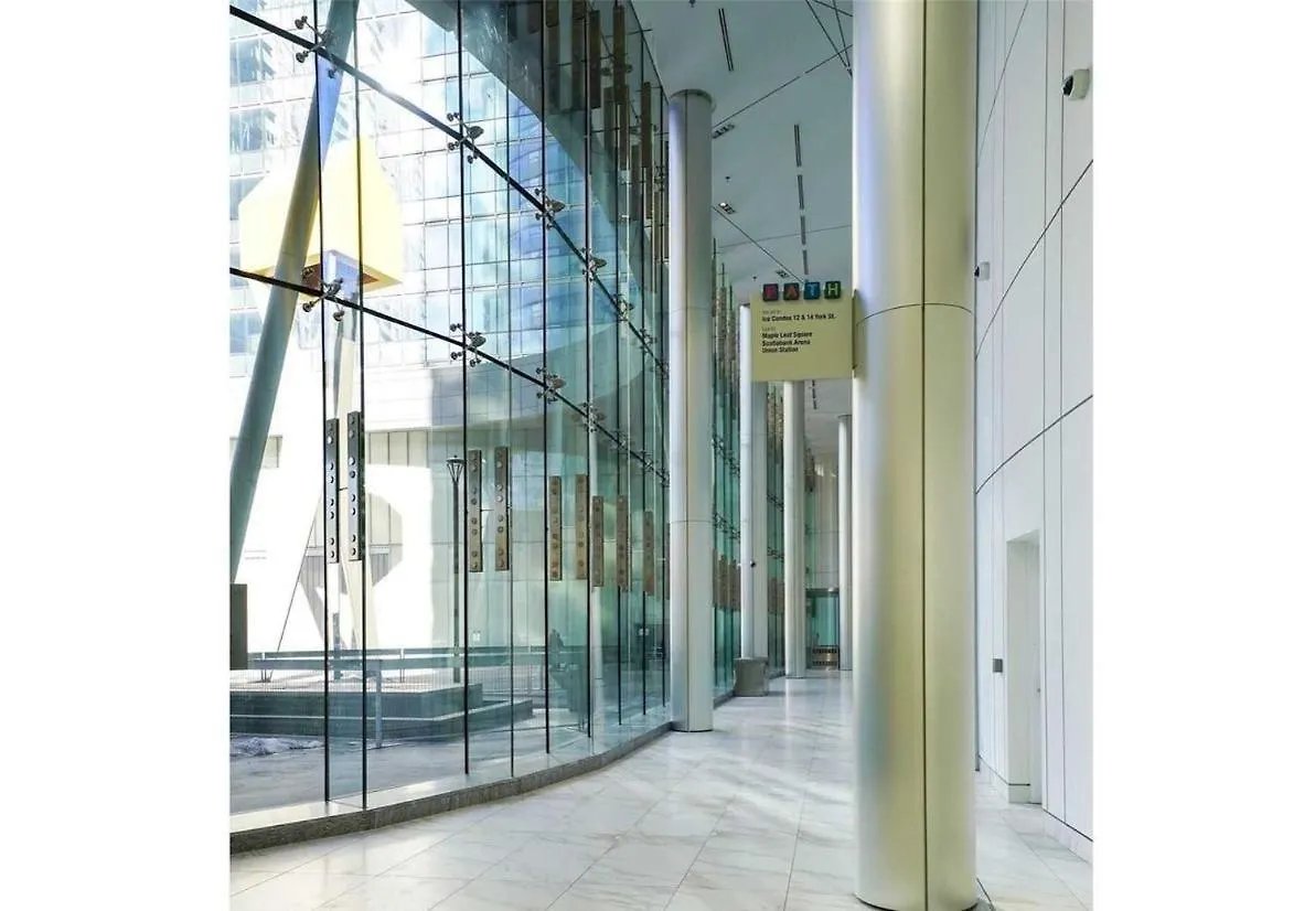 Superior 49Th Floor 3 Bedroom Suite With Cn Tower And City View Τορόντο 0*,  Καναδάς