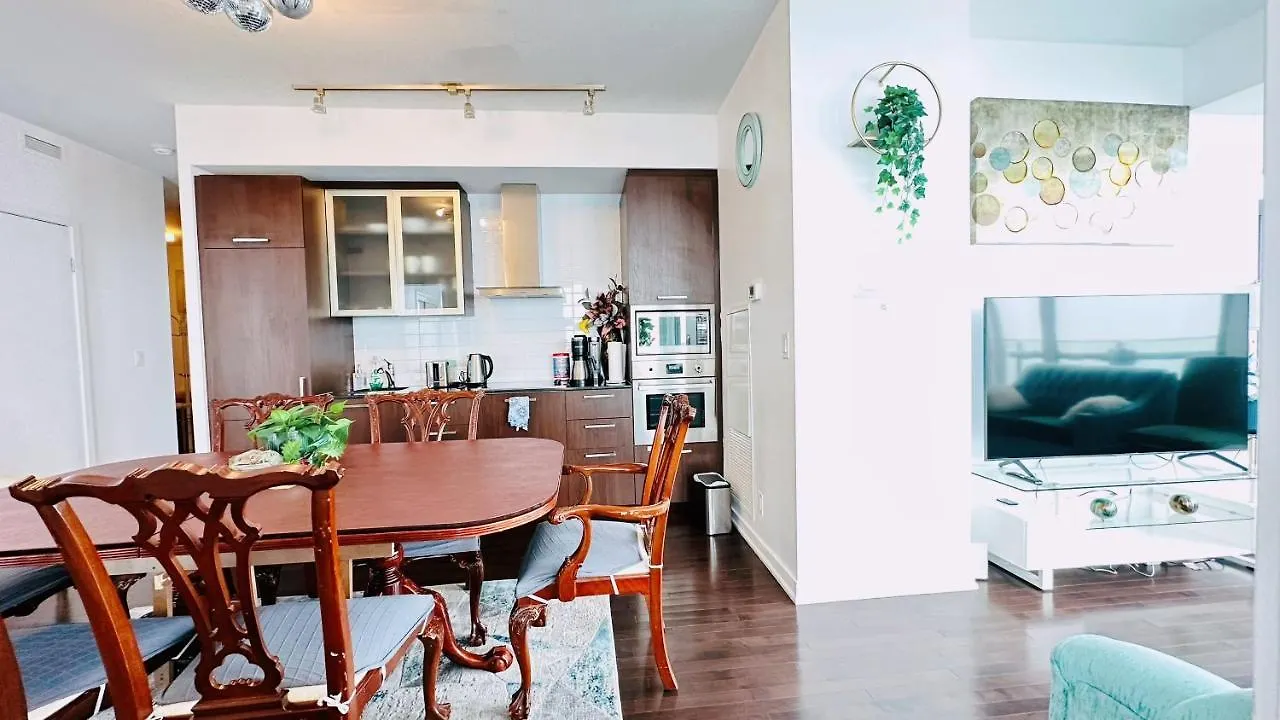 Superior 49Th Floor 3 Bedroom Suite With Cn Tower And City View Τορόντο